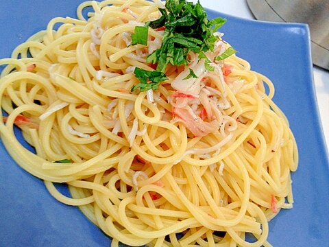 桜海老の入ったしらすと大葉のパスタ